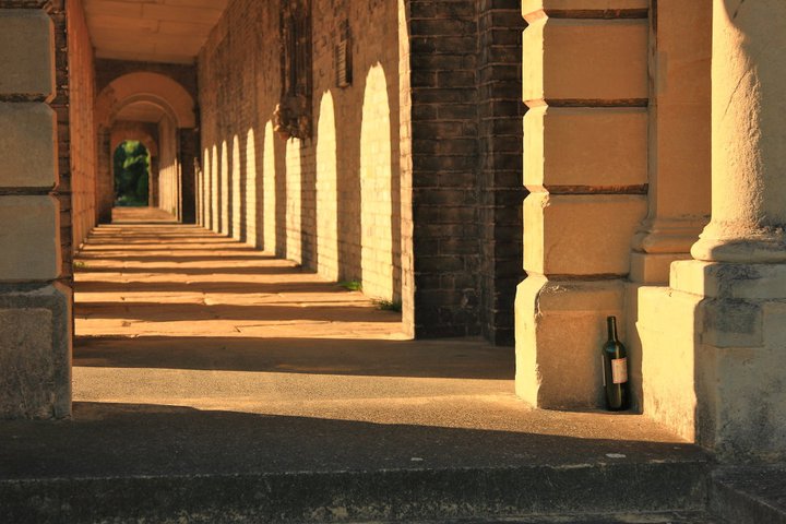 Il tunnel verso l'alcolismo (e vi assicuro che qui bere è una cosa seria!) (West Brompton cemetery).jpg